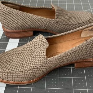 Sofft Taupe Textured Loafers for Women
